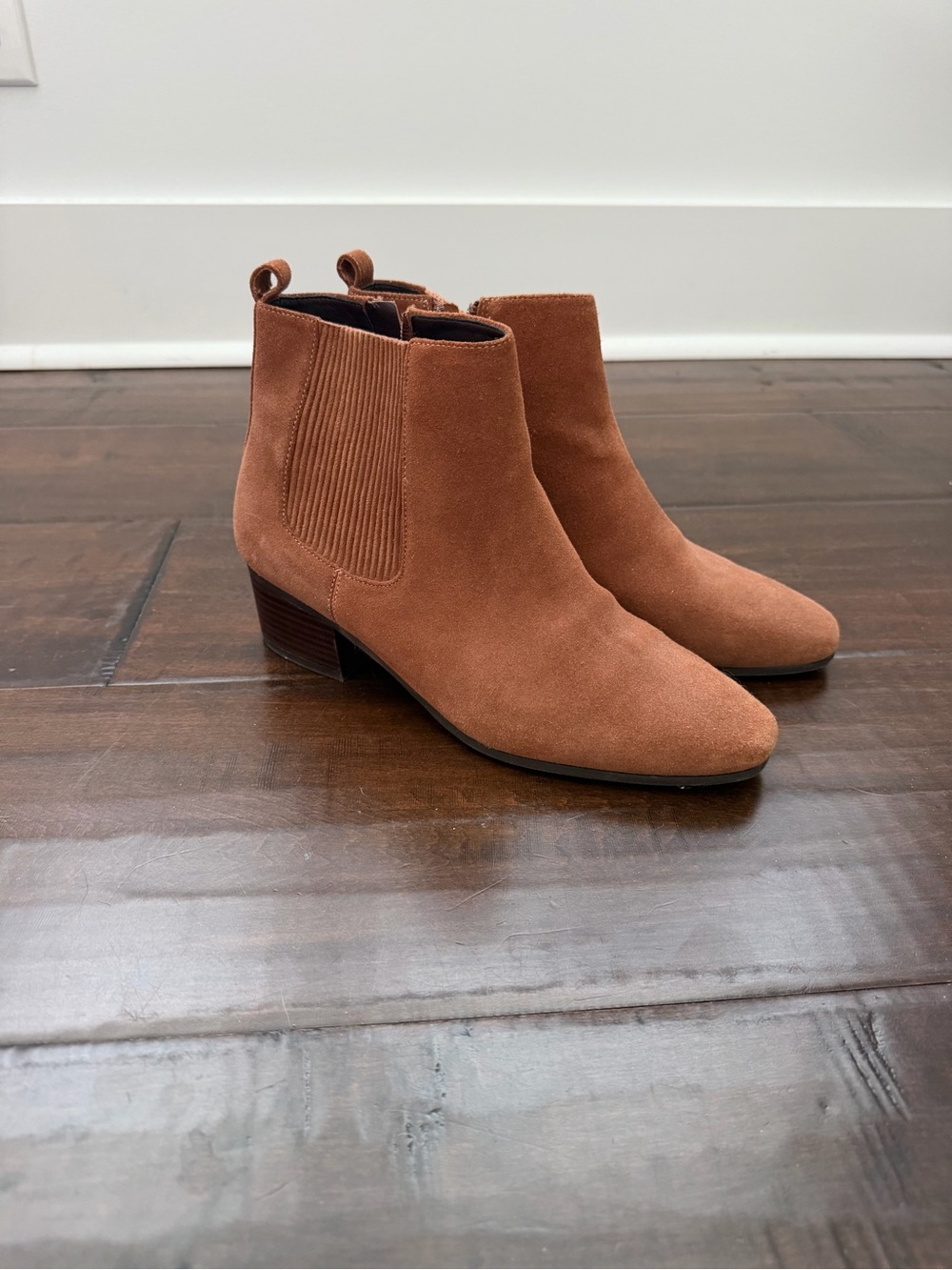 Talbots Rust Suede Booties